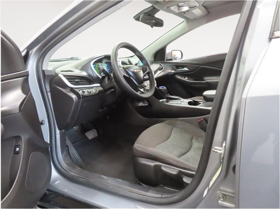 Used 2018 Chevrolet Volt LT image 6