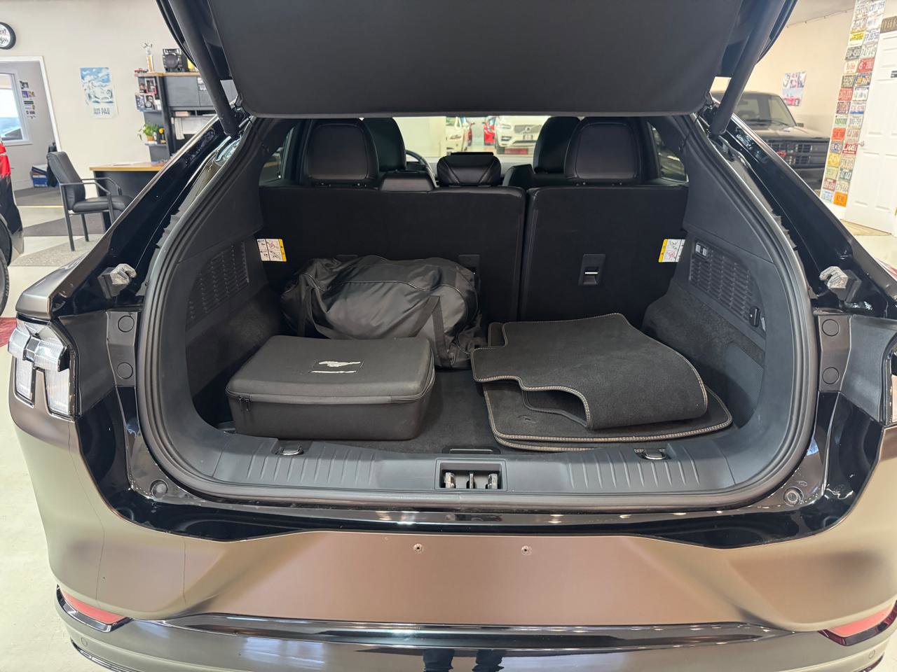 Used 2022 Ford Mustang Mach-E GT image 19