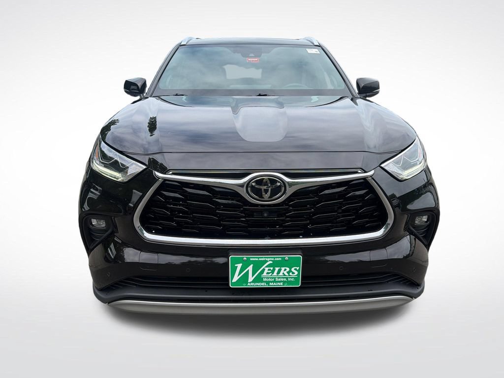 Used 2021 Toyota Highlander Platinum AWD/4WD image 9