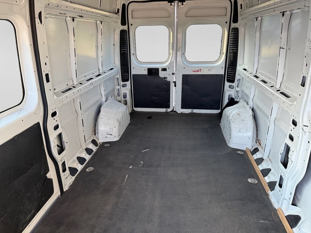 Used 2015 RAM ProMaster 2500 w/ Premium Appearance Group FWD image 32