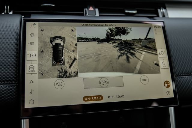 New 2026 Land Rover Discovery Sport Landmark AWD/4WD image 26