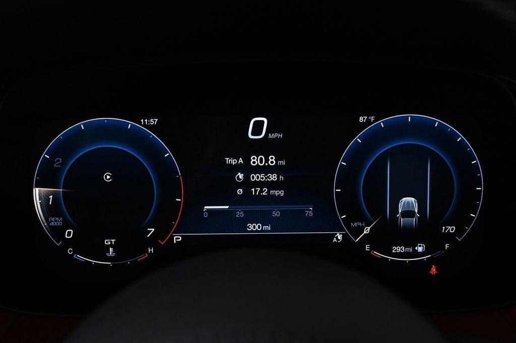 Used 2025 Maserati Grecale Modena image 11