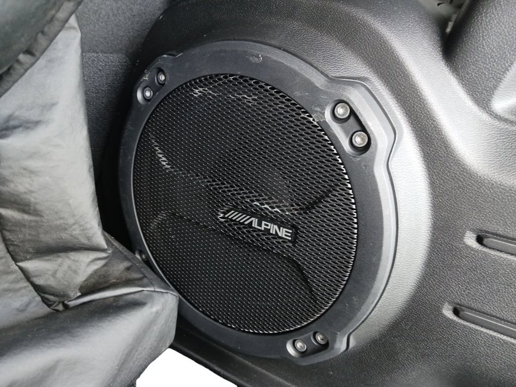 Used 2022 Jeep Wrangler Unlimited Rubicon AWD/4WD image 32
