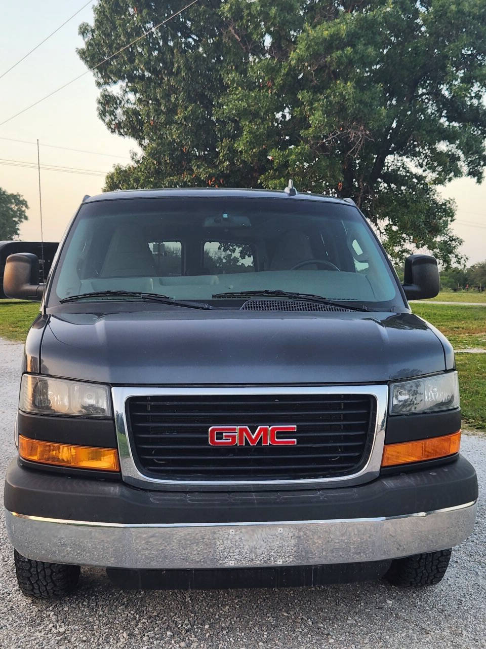 Used 2016 GMC Savana 3500 LT w/ LT Preferred Equipment Group RWD image 3