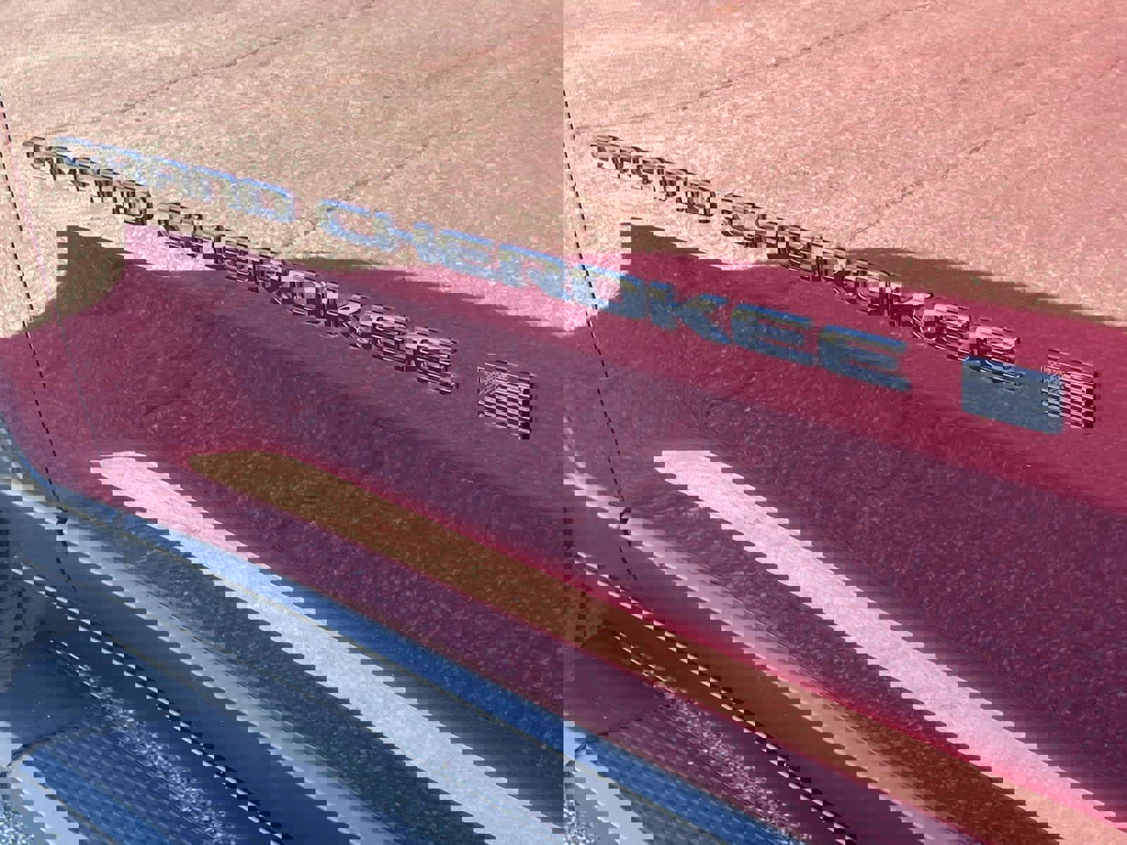 Used 2024 Jeep Grand Cherokee Altitude image 18