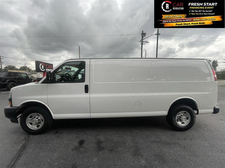 Used 2021 Chevrolet Express 2500 Extended w/ Driver Convenience Package RWD image 5