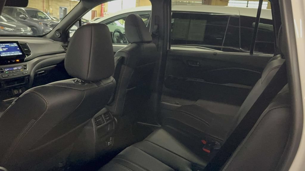 Certified 2022 Honda Passport TrailSport image 33