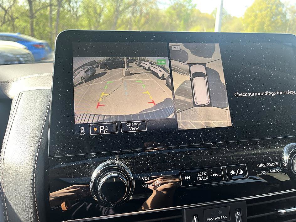 Certified 2024 Nissan Armada Platinum w/ Captain's Chairs Package image 15