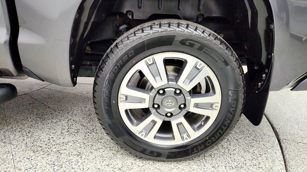 Used 2020 Toyota Tundra Platinum AWD/4WD image 9