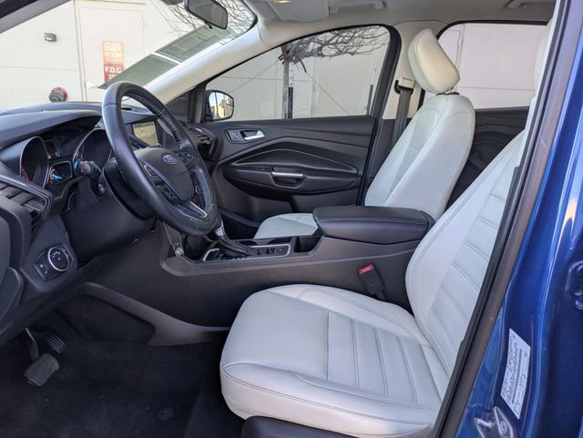 Used 2018 Ford Escape SEL w/ SEL Sport Appearance Package image 25