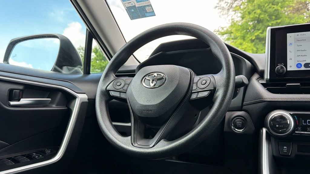 Certified 2025 Toyota RAV4 XLE AWD/4WD image 37