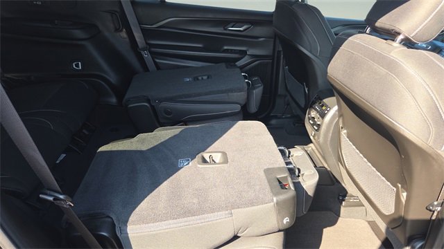 Used 2024 Jeep Grand Cherokee L Laredo w/ Luxury Tech Group I image 28