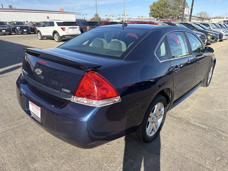 Used 2011 Chevrolet Impala LT FWD image 6