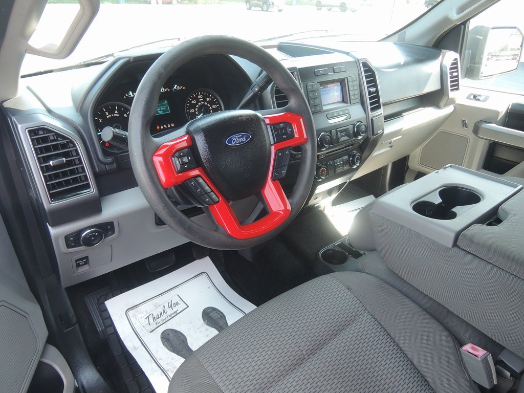 Used 2018 Ford F150 XLT image 4