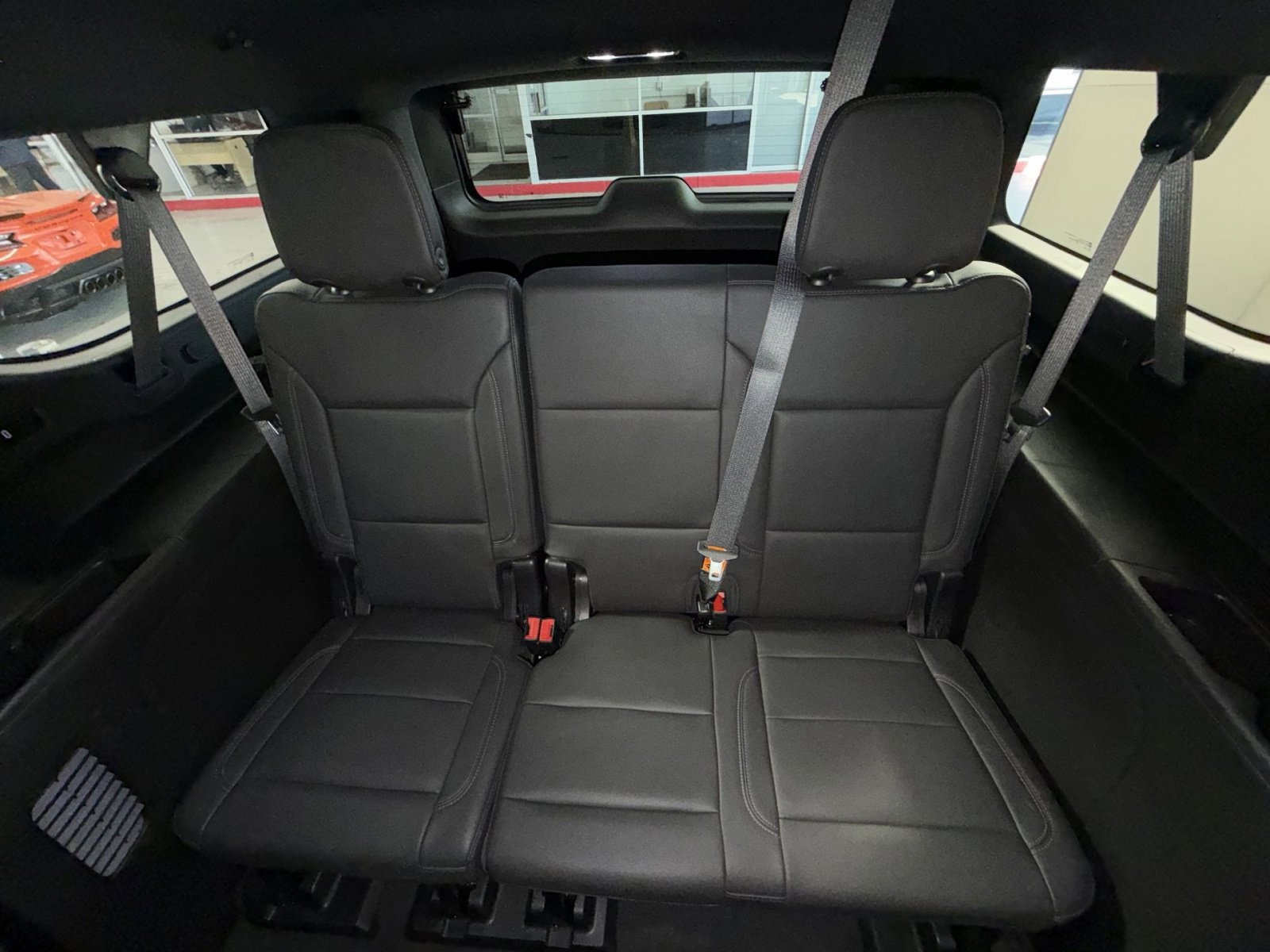 Used 2024 Chevrolet Suburban Z71 AWD/4WD image 26