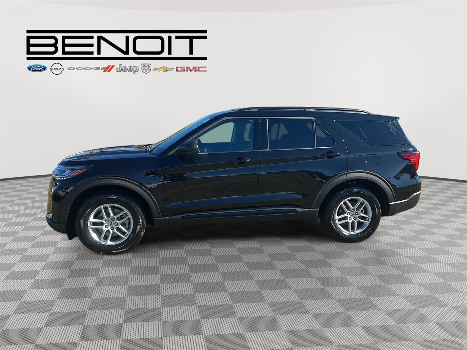 New 2026 Ford Explorer Active w/ Active Comfort Package image 3