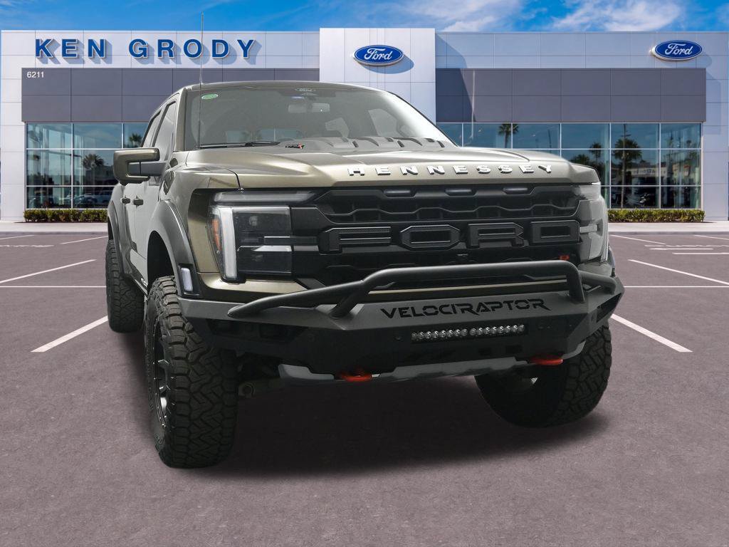 Used 2025 Ford F150 Raptor w/ Equipment Group 803A Raptor R AWD/4WD image 4
