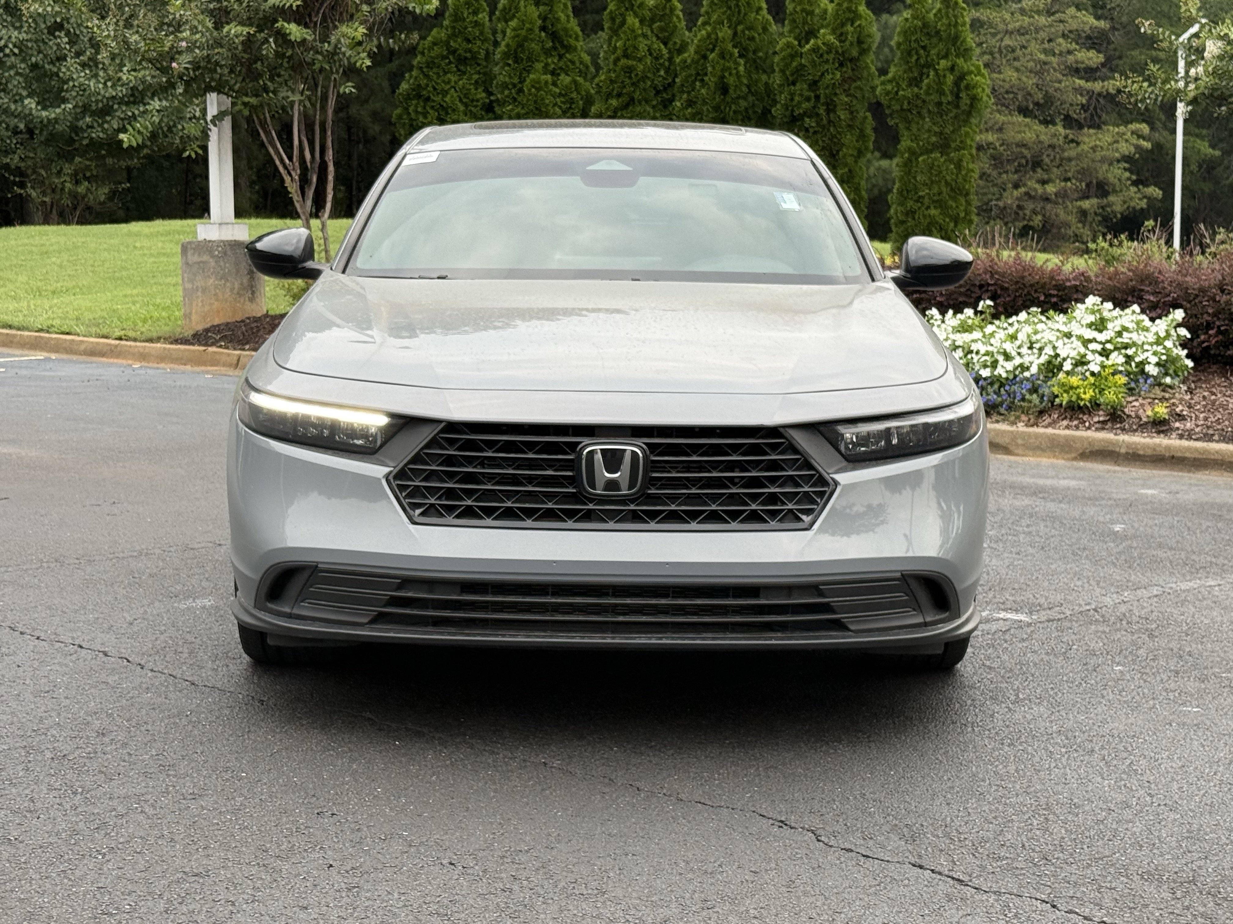 Used 2025 Honda Accord Sport image 3