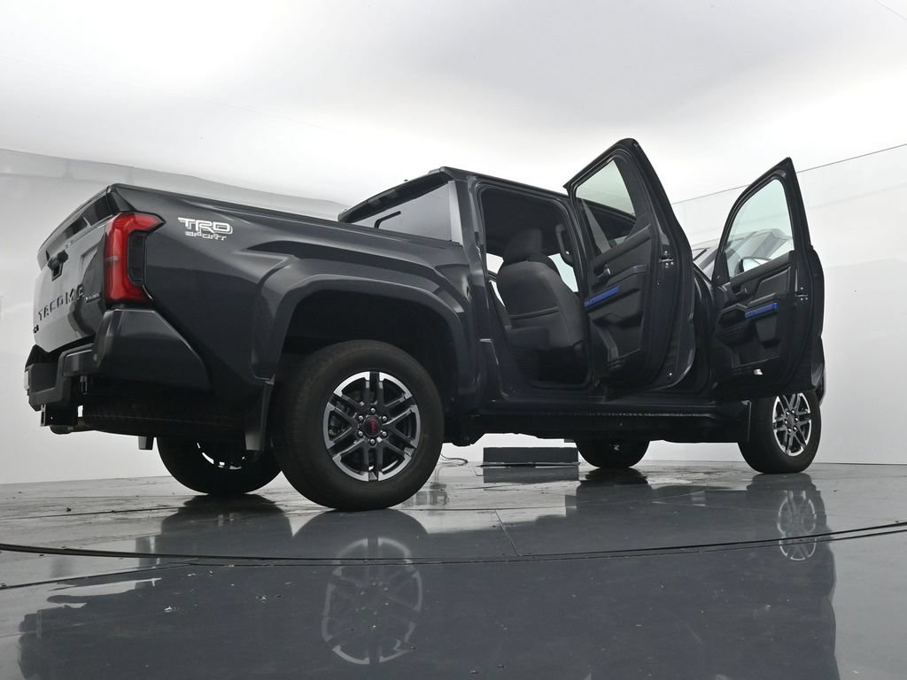 Used 2024 Toyota Tacoma TRD Sport w/ TRD Sport Upgrade Package AWD/4WD image 43