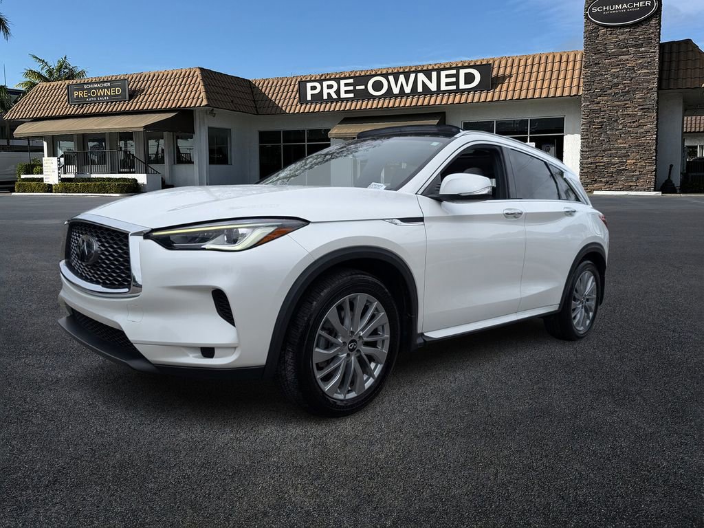 Used 2023 INFINITI QX50 Luxe image 3