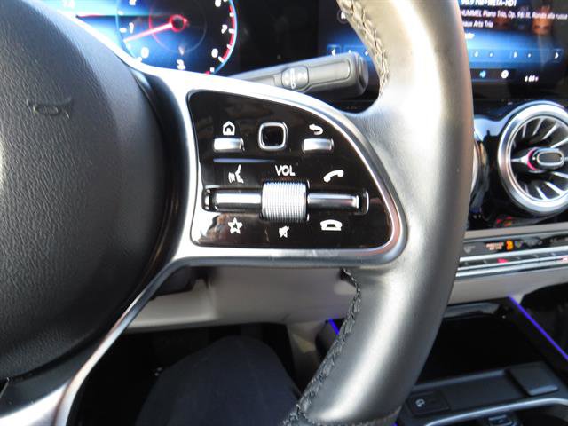 Certified 2023 Mercedes-Benz GLA 250 4MATIC image 17