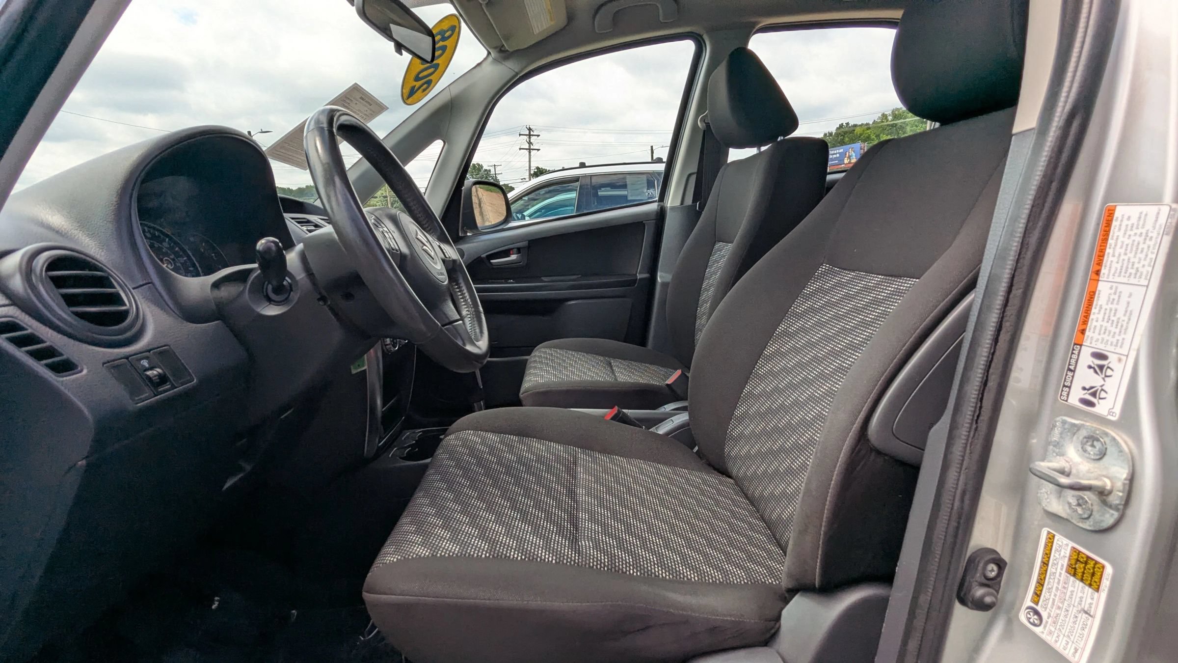 Used 2008 Suzuki SX4 AWD Hatchback image 10