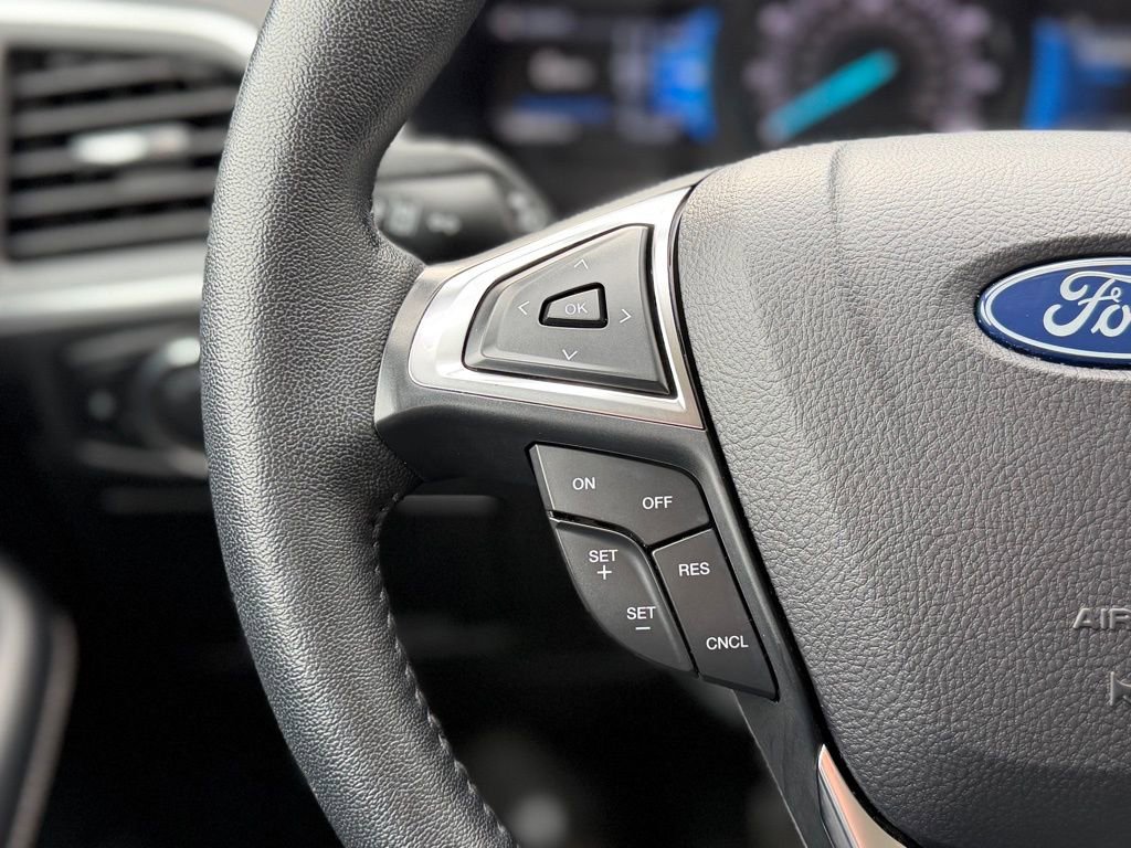 Used 2024 Ford Edge Titanium AWD/4WD image 8