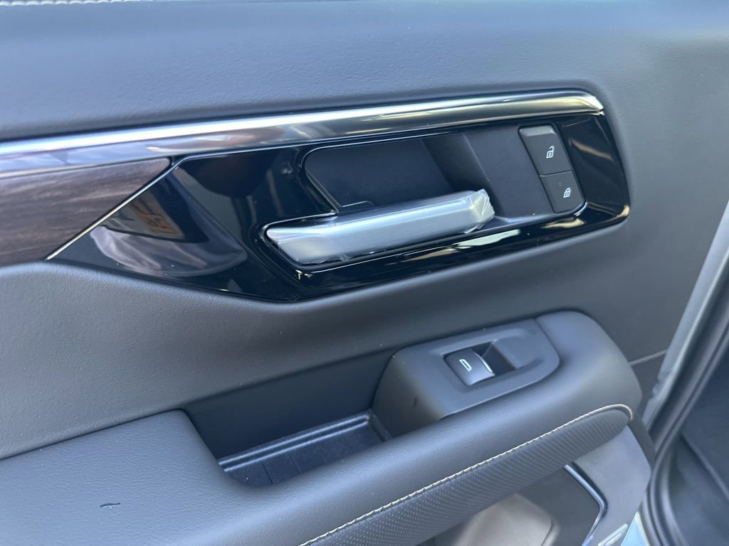 New 2026 Chevrolet Suburban Premier w/ Sun And Tow Package image 35