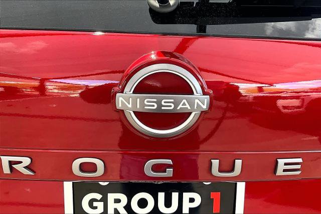 Certified 2024 Nissan Rogue SV FWD image 30