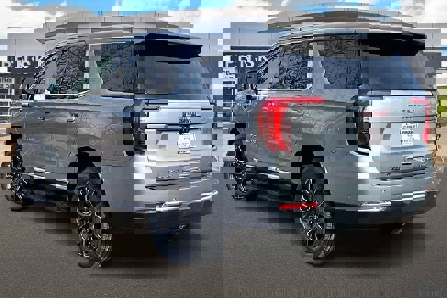 New 2026 GMC Yukon Elevation w/ Elevation Premium Package image 3