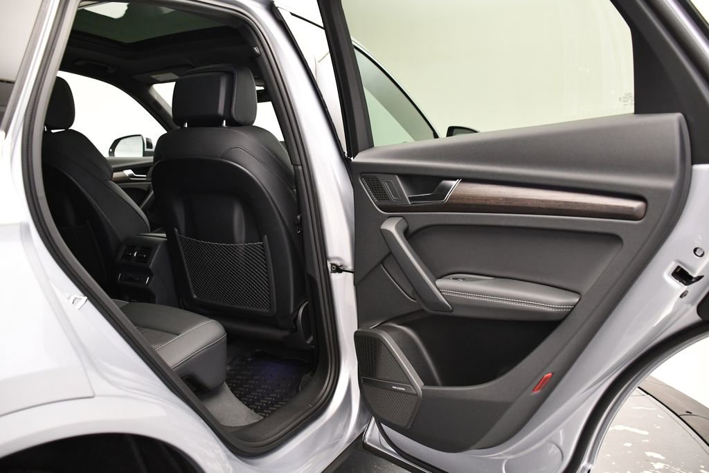 Used 2025 Audi Q5 2.0T Premium Plus w/ Premium Plus Package image 52