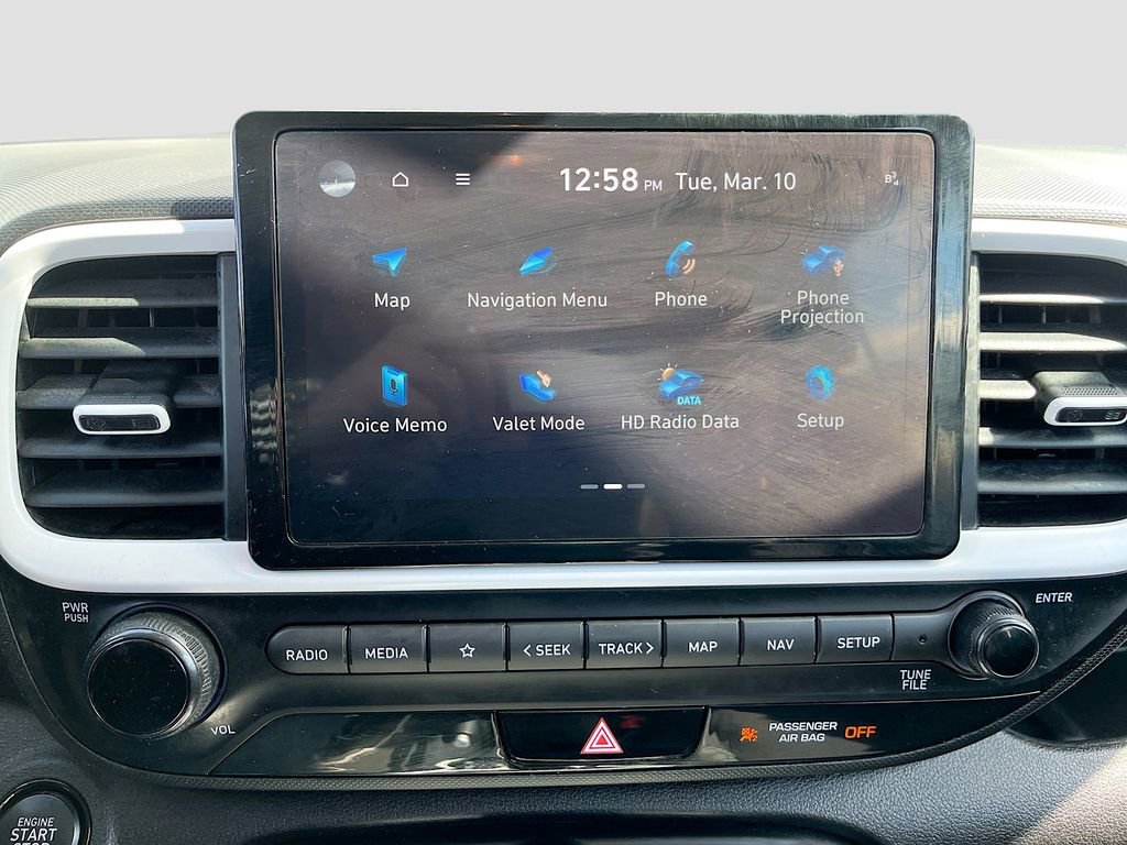 Used 2023 Hyundai Venue Limited w/ Cargo Package image 15