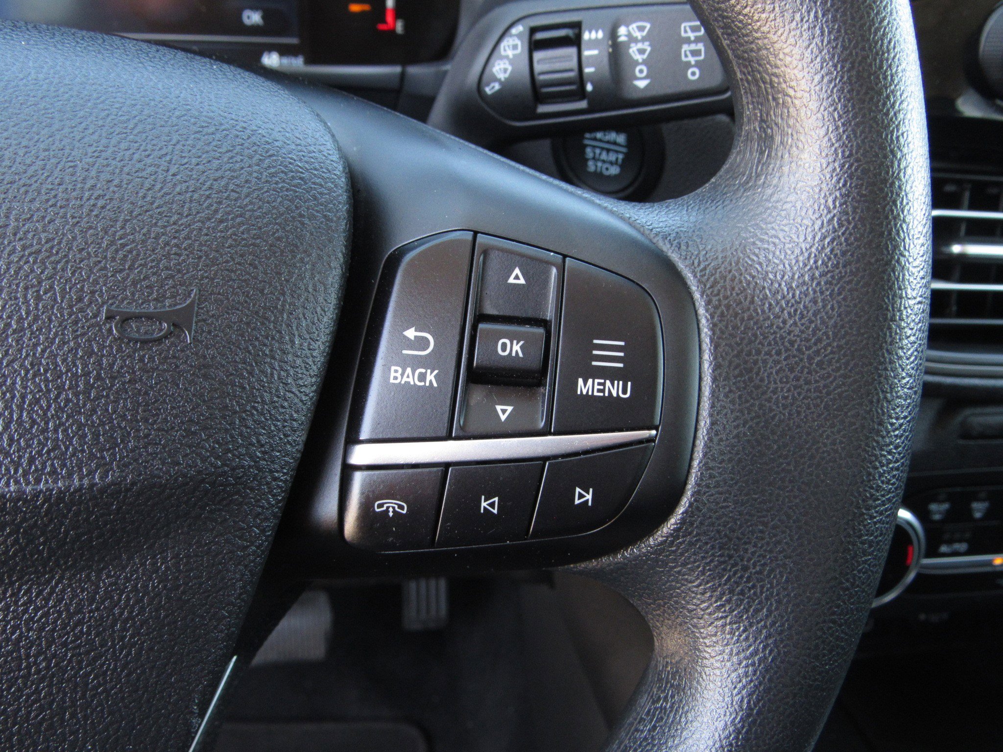 Used 2025 Ford Escape Active AWD/4WD image 24