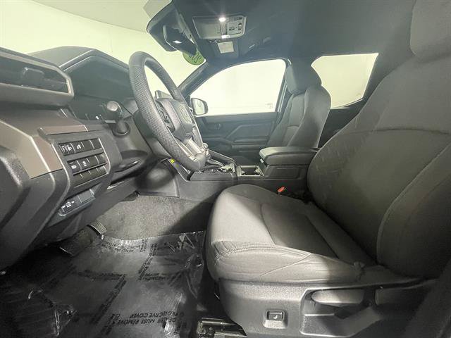 Certified 2024 Toyota Tacoma SR5 AWD/4WD image 9