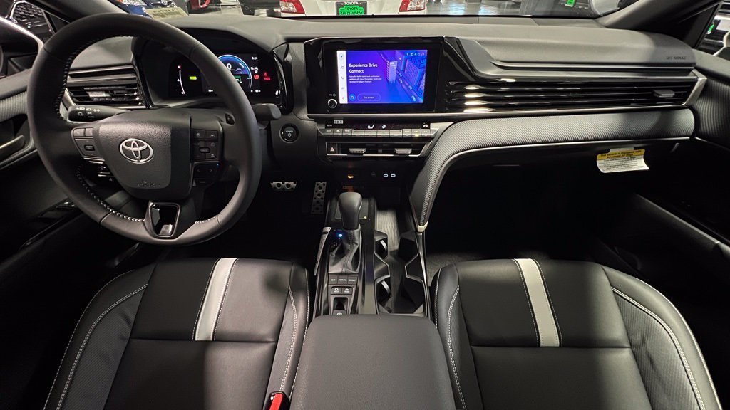 New 2026 Toyota Camry SE FWD image 25