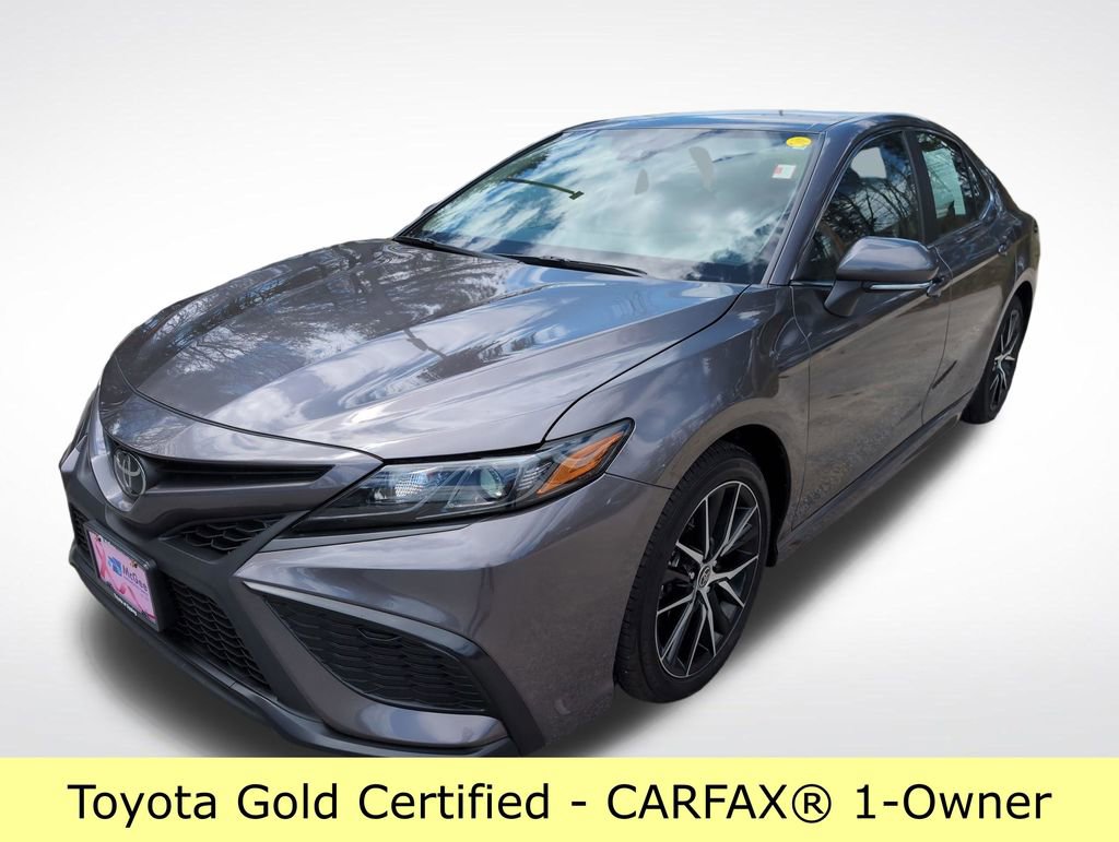 Certified 2024 Toyota Camry SE FWD image 1