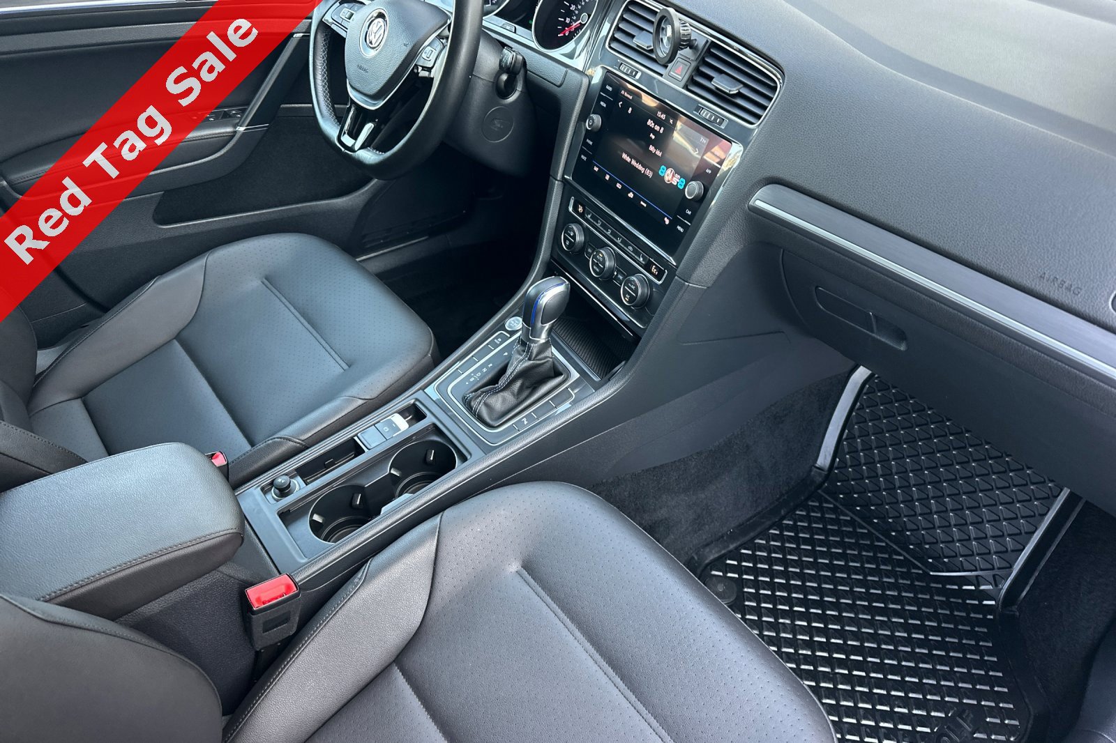 Used 2017 Volkswagen e-Golf SEL Premium image 16