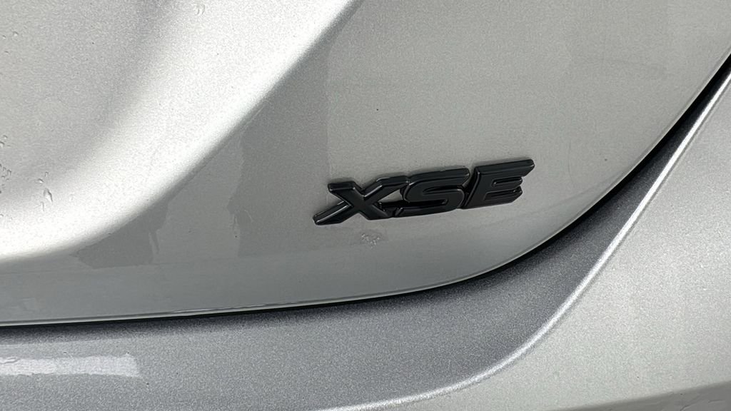 Used 2021 Toyota Camry XSE image 36