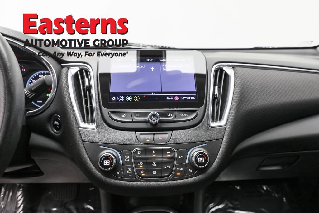 Used 2020 Chevrolet Malibu LT image 12