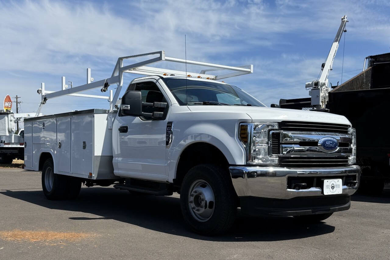Used 2019 Ford F350 XLT AWD/4WD image 6