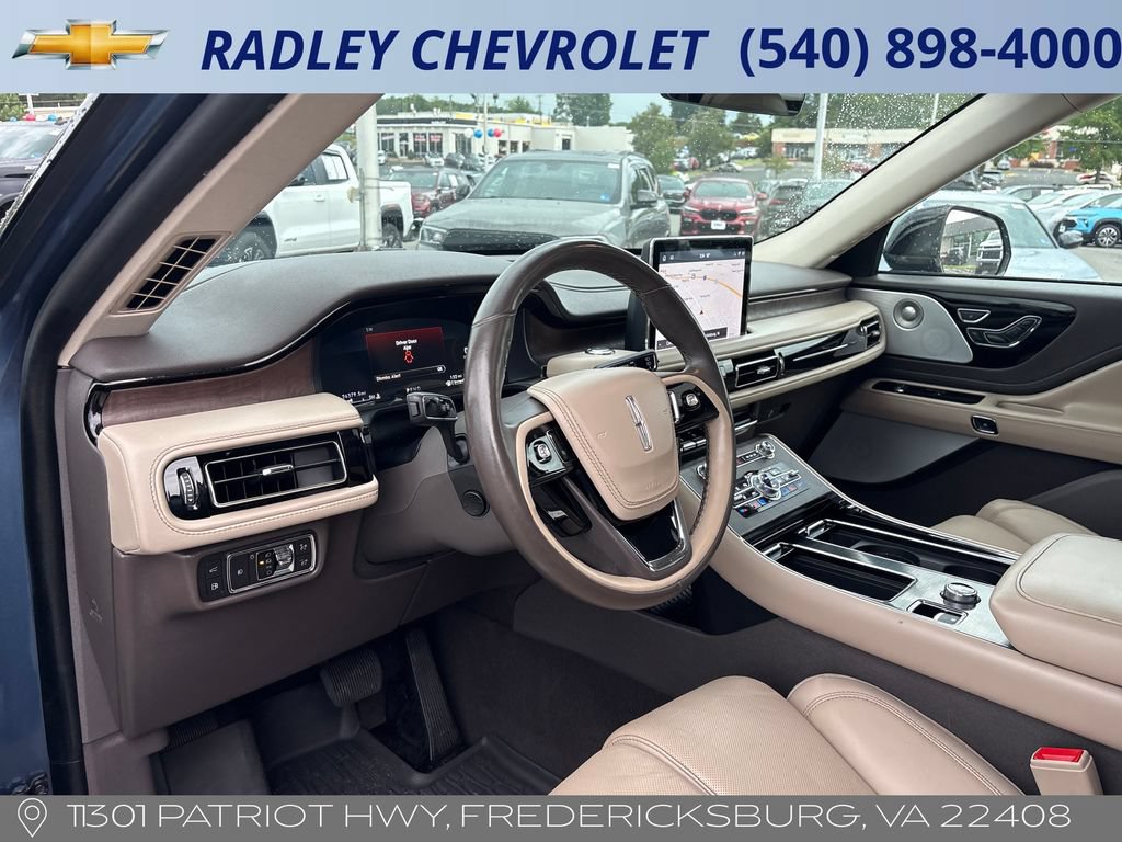 Used 2020 Lincoln Aviator Grand Touring w/ Equipment Group 302A AWD/4WD image 4