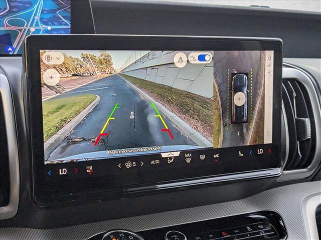 New 2026 Ford Expedition Active RWD image 12