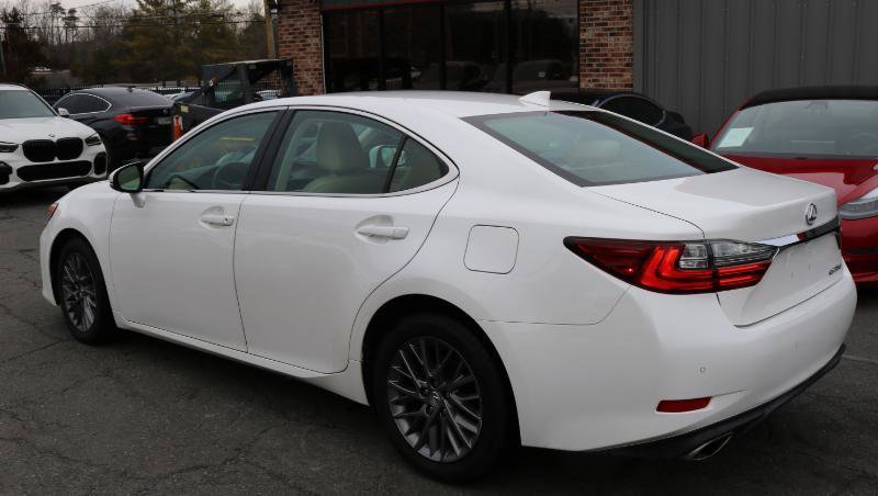 Used 2018 Lexus ES 350 w/ Premier Package image 6