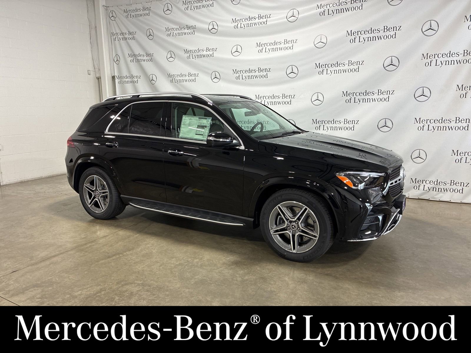 New 2026 Mercedes-Benz GLE 450 4MATIC image 1