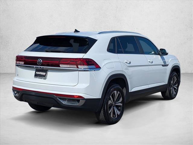 Used 2024 Volkswagen Atlas Cross Sport SE FWD image 5