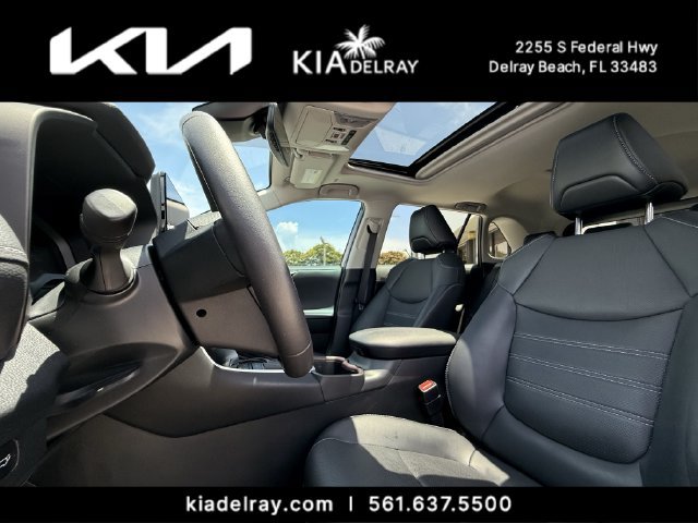 Used 2023 Toyota RAV4 Limited FWD image 20
