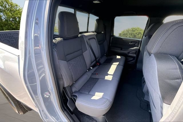 New 2027 Nissan Frontier SV w/ SV Convenience Package RWD image 10