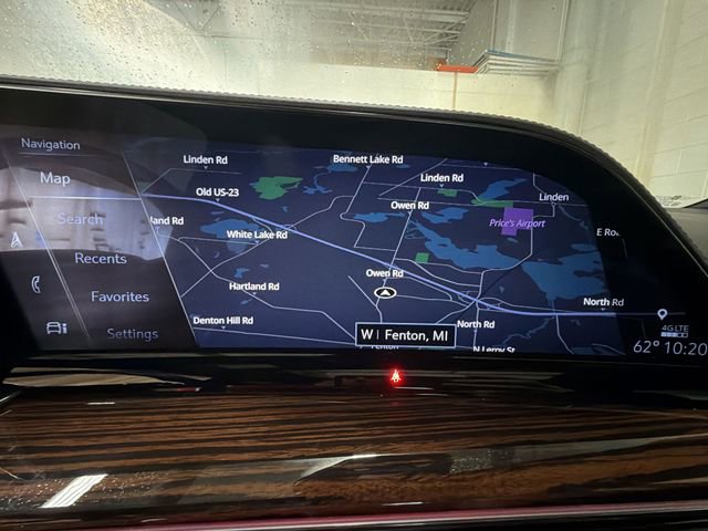Certified 2022 Cadillac Escalade ESV Premium Luxury AWD/4WD image 18