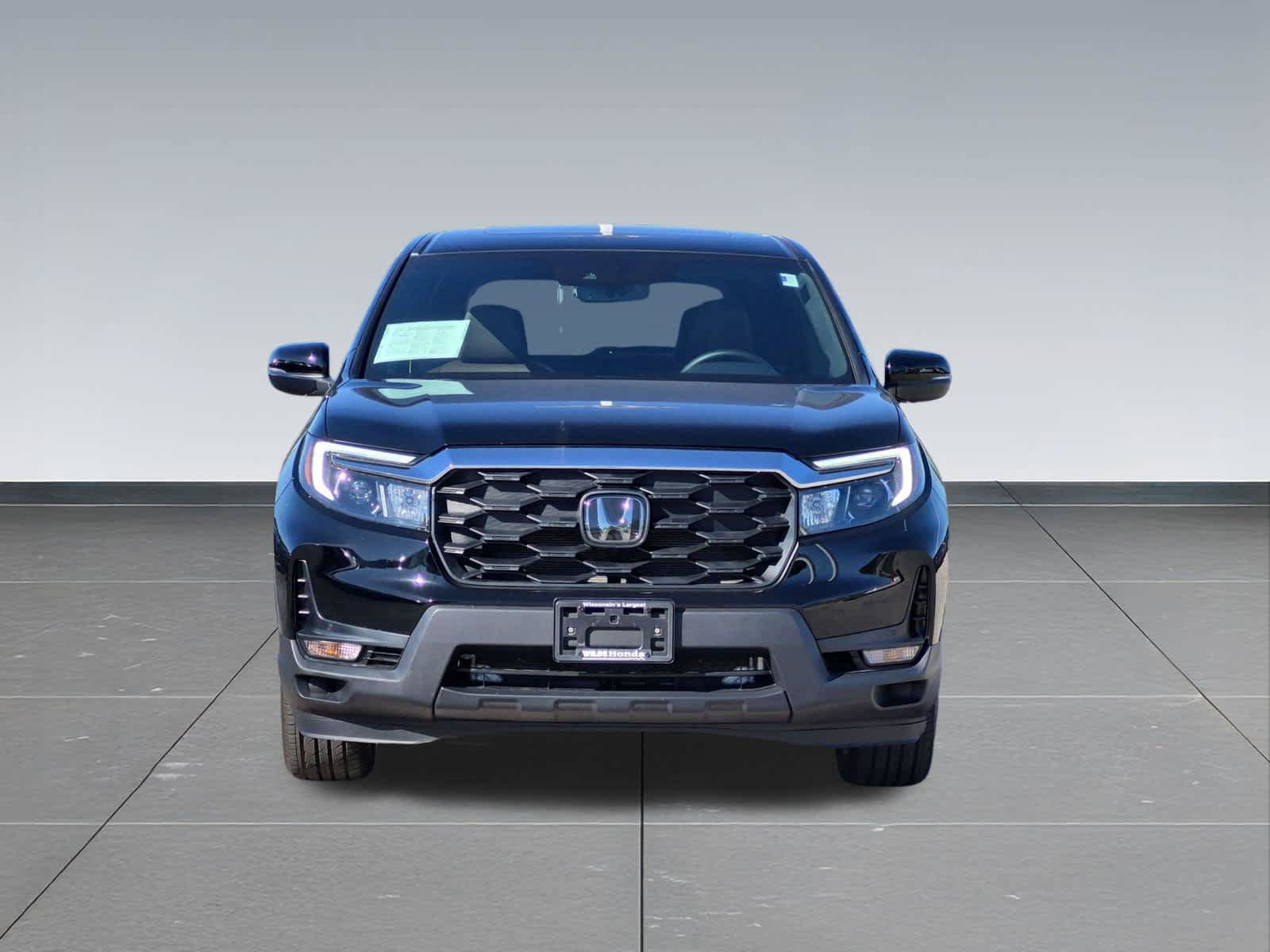 Certified 2025 Honda Passport EX-L image 9