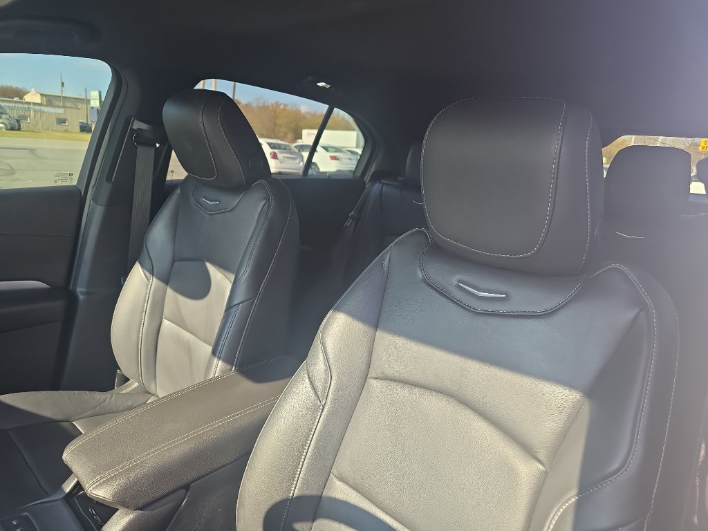 Used 2022 Cadillac XT4 Premium Luxury w/ Cold Weather Package AWD/4WD image 10